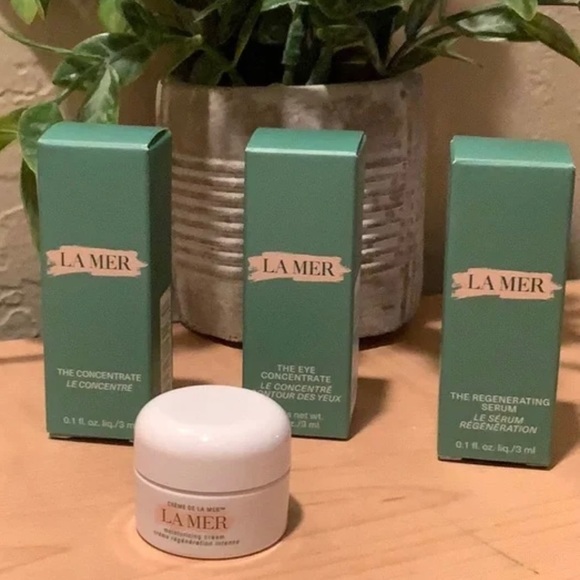 La Mer Radiance Essentials Set - Picture 4 of 4